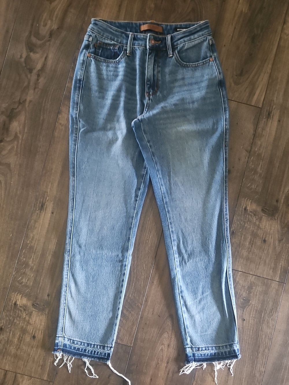Judy Blue Light Blue Ankle Crop Jeans